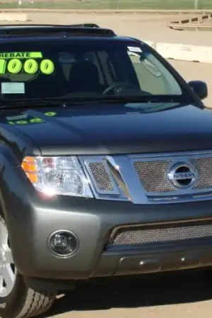 Seasonal Sale Nissan Pathfinder T-Rex Upper Class Polished Stainless Mesh Grille with Logo Opening - 3PC - 54761