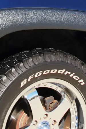 Chevrolet Silverado Prestige Front Pair SX Street Style Standard Fender Flare Set - SX103SA Limited Offer