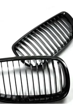 Deal BMW E92 E93 Gloss Black Grilles bmwe92031