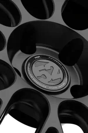 Professional Grade fifteen52 Holeshot RSR 20x10 5x114.3 35mm ET 70.5mm Center Bore Asphalt Black