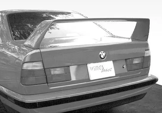 Worldwide Shipping F40 Style Spoiler Wing